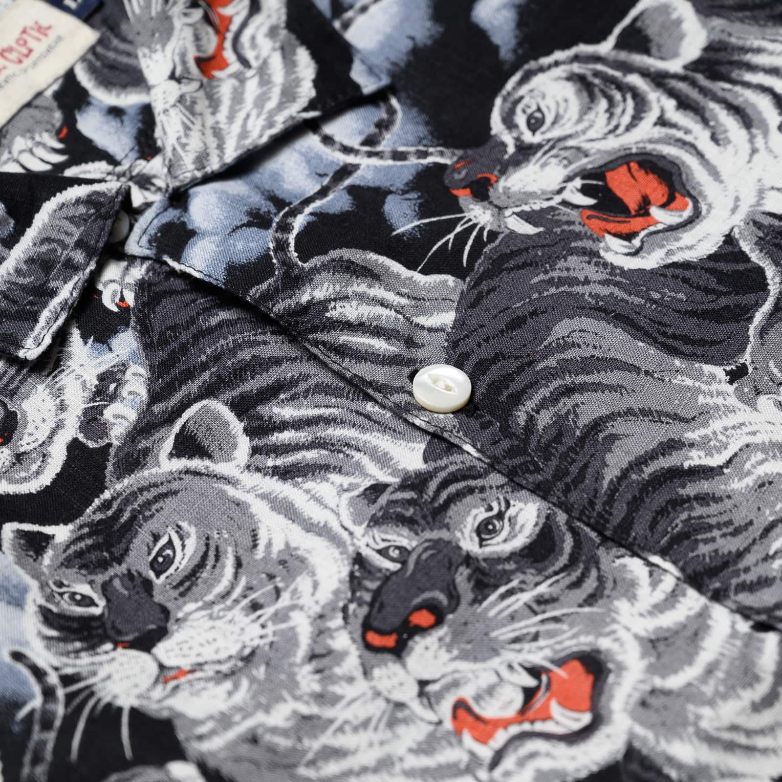 Hawaiian - Black Tigers